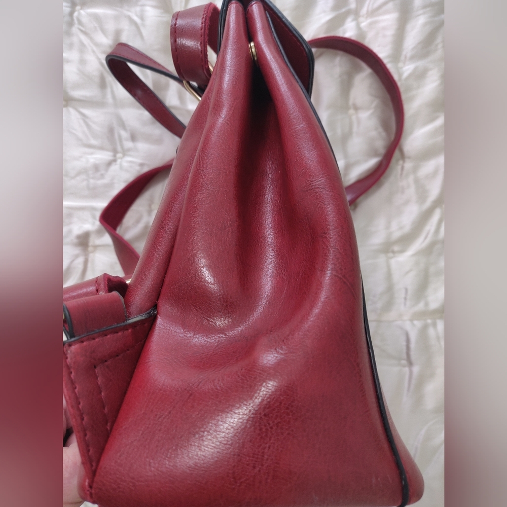 Women's Red Leather Backpack Crossbody - Unbranded - Picture 6 of 12